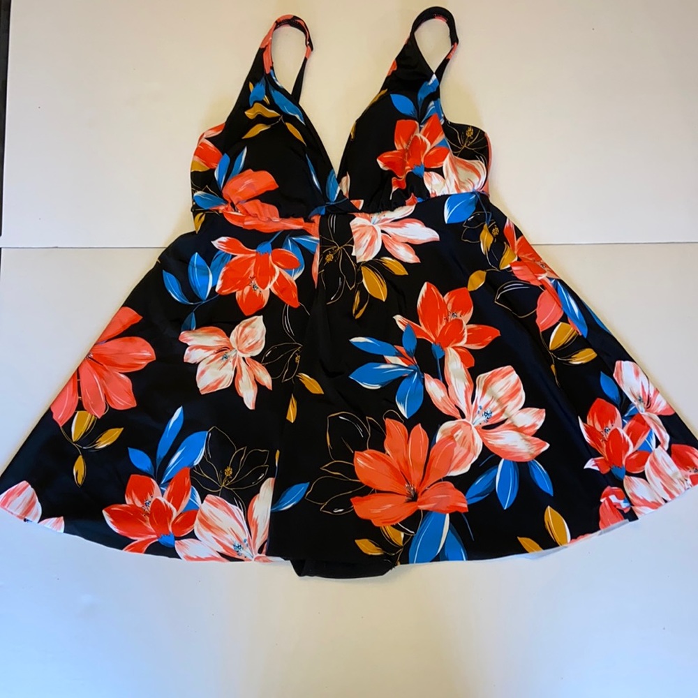 Floral Swimsuit SZ 14